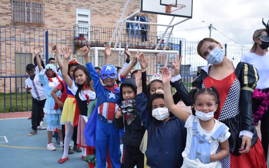 Halloween una fecha ideal para provocar sonrisas en nuestros Colombianitos